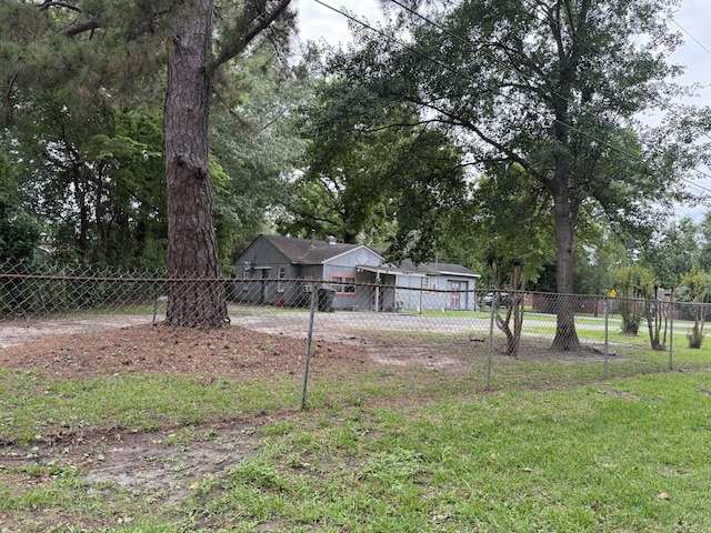 715 Yew St, Charleston, SC 29407 - view of yard with concrete driveway