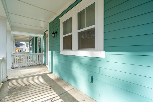 balcony with a porch