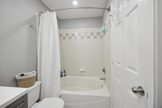 700 Daniel Ellis Dr Unit 10305, Charleston, SC 29412 - full bath featuring shower / bath combination with curtain, vanity, and toilet