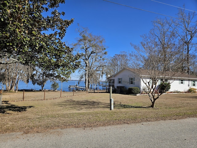 view of yard with a water view