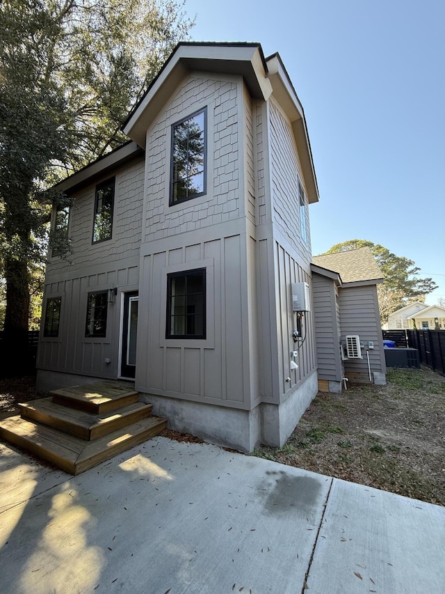 view of front facade with a patio area