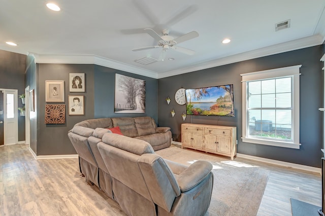 living area with recessed lighting, baseboards, a ceiling fan, and light wood finished floors