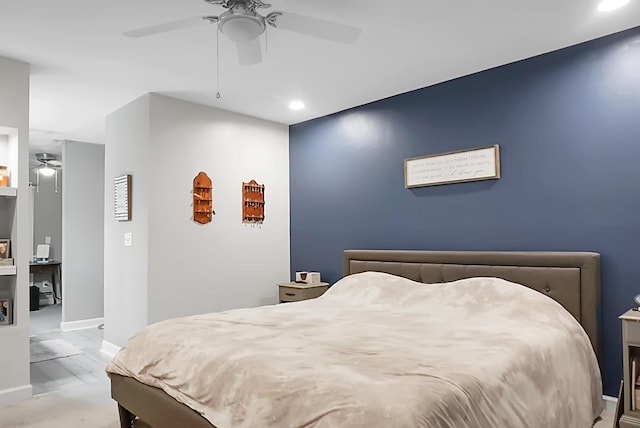 bedroom featuring ceiling fan