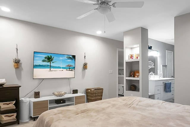 bedroom with ceiling fan