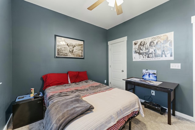 bedroom with carpet flooring and ceiling fan