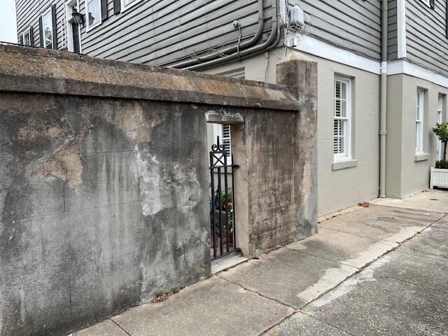 84 Bull St Unit F, Charleston, SC 29401 - view of side of property