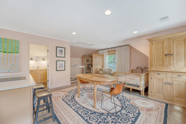 312 Hobcaw Dr, Mount Pleasant, SC 29464 - dining area featuring recessed lighting, light wood-type flooring, and baseboards
