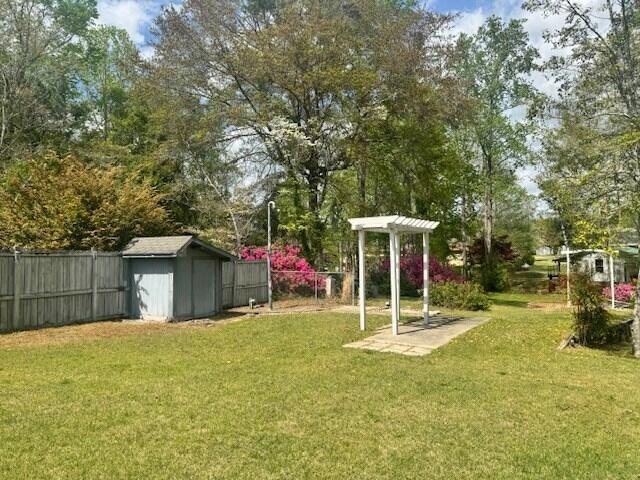 1153 Cherokee Dr, Manning, SC 29102 - view of yard with view of scattered trees