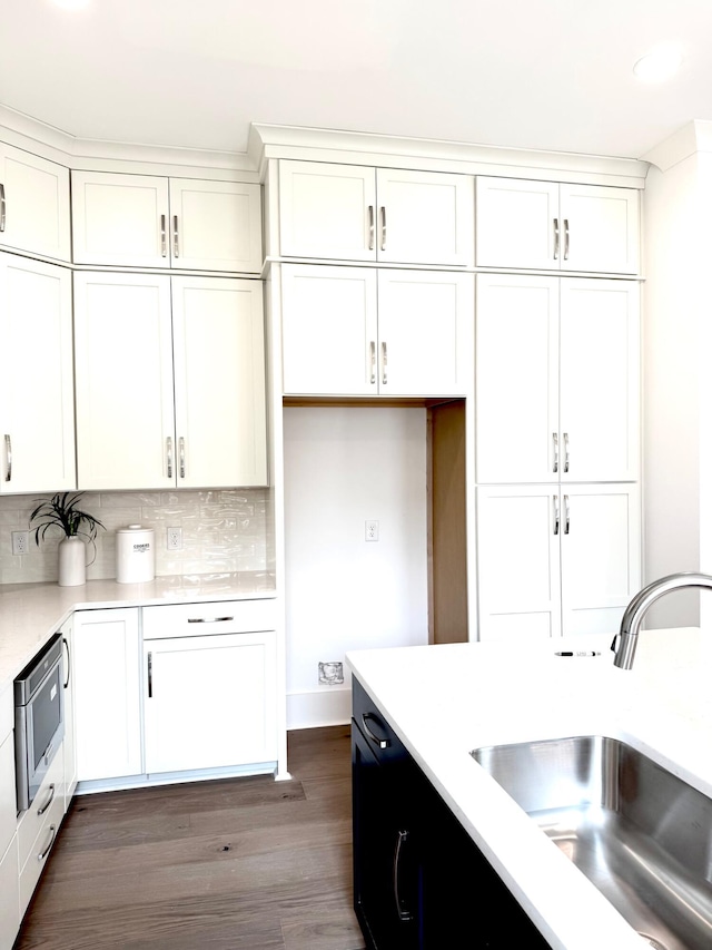 30 Nats Ct, Charleston, SC 29403 - kitchen with light countertops, dark wood-style floors, white cabinetry, tasteful backsplash, and recessed lighting