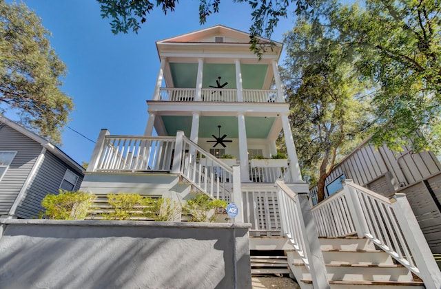 view of front of house featuring a porch and ceiling fan