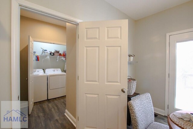 4800 Bay Branch Church Rd, Claxton, GA 30417 - laundry area featuring independent washer and dryer, dark wood-style flooring, and baseboards