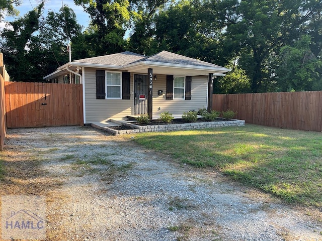 2922 7th St, Columbus, GA 31906 - bungalow-style house featuring a porch
