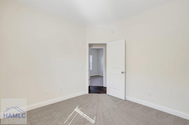 spare room with carpet flooring