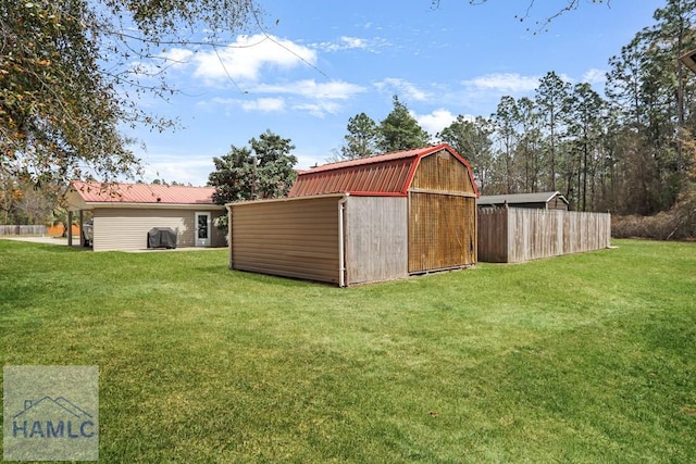 195 Linden Dr, Jesup, GA 31545 - view of outdoor structure featuring an outbuilding and fence