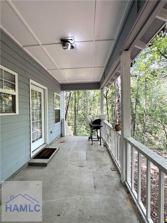 440 Arnold River Rd, Jesup, GA 31545 - view of patio with grilling area