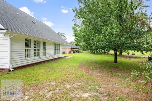301 Marsh View Dr, Richmond Hill, GA 31324 - view of grassy yard