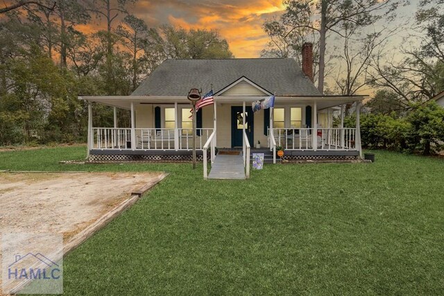 view of front of house with a front yard