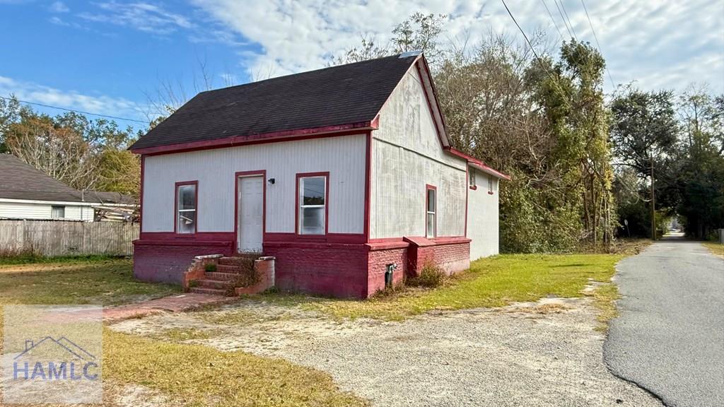 356 N Fourth St, Jesup, GA 31545 - photo 2
