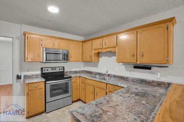 420 Meloney Dr, Hinesville, GA 31331 - photo 13