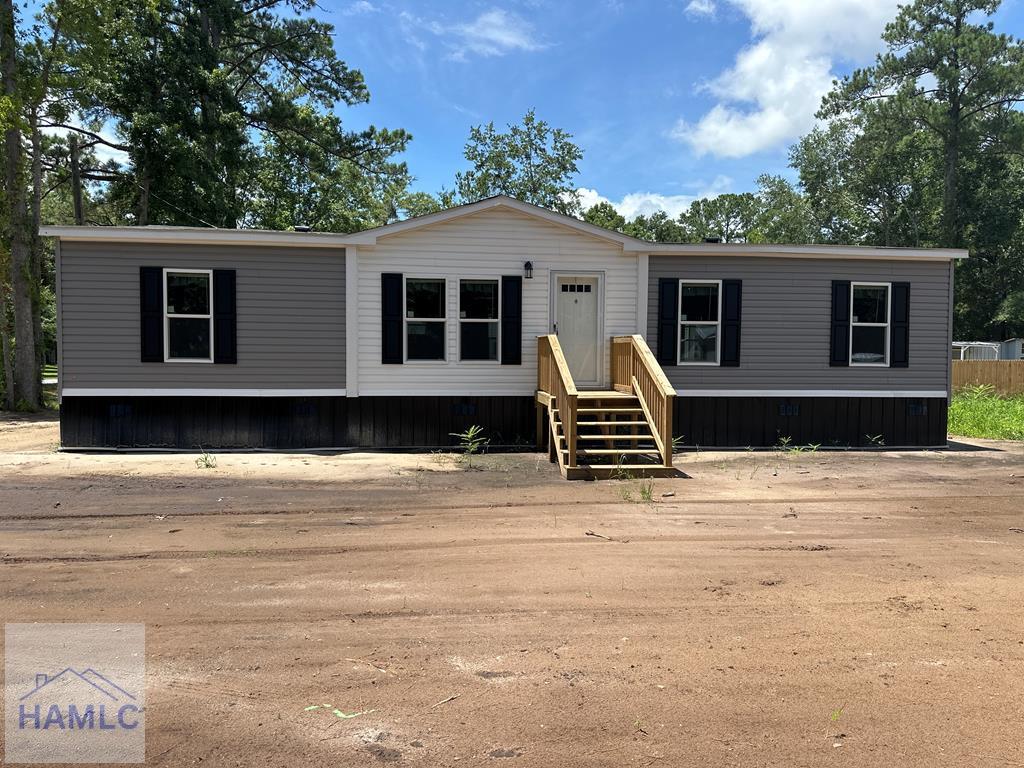 302 Main St, Midway, GA 31320 - photo 1
