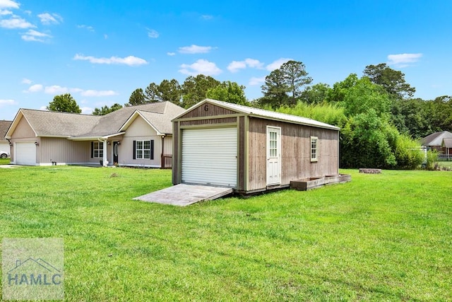 29 Joy Ln, Midway, GA 31320 - view of front facade featuring a front yard