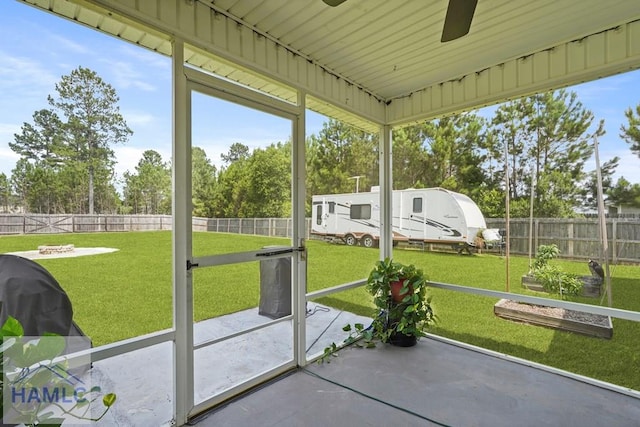 138 Forest St NE, Ludowici, GA 31316 - unfurnished sunroom featuring ceiling fan
