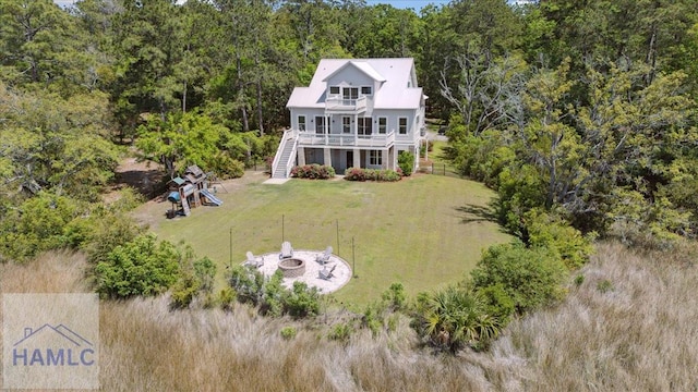 bird's eye view with a forest view
