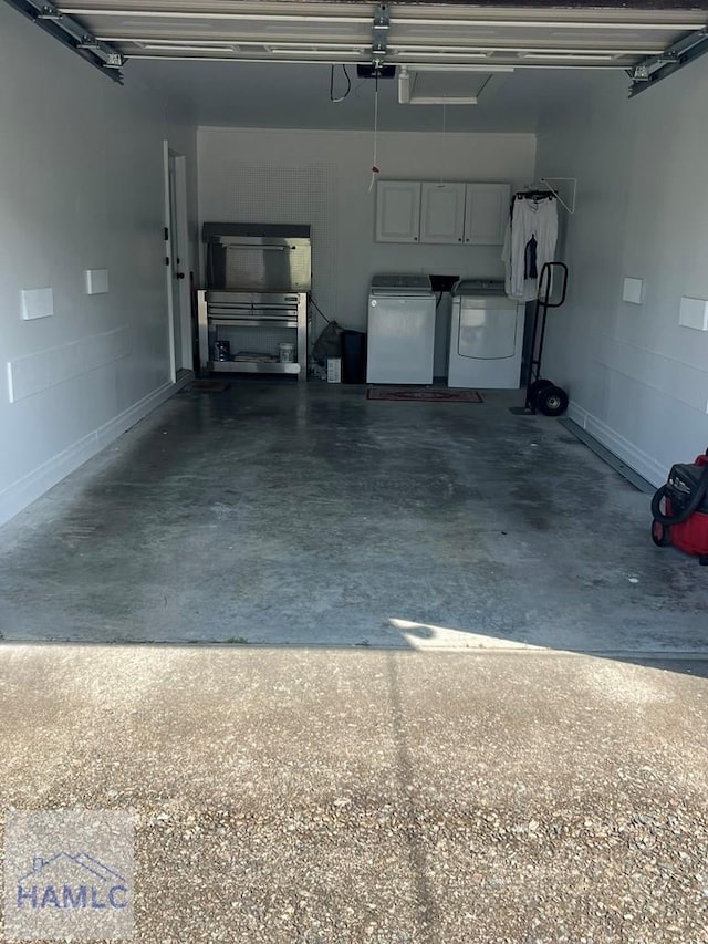 3520 Waycross Hwy, Jesup, GA 31545 - garage with separate washer and dryer