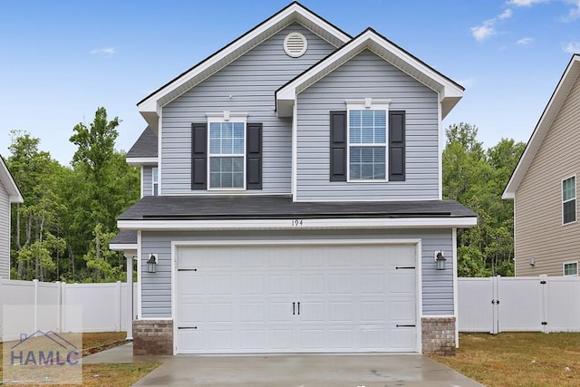 view of front facade featuring a garage