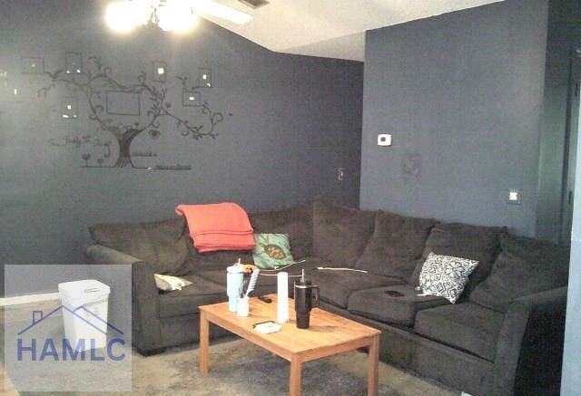 1013 Barley Dr, Hinesville, GA 31313 - living room featuring ceiling fan