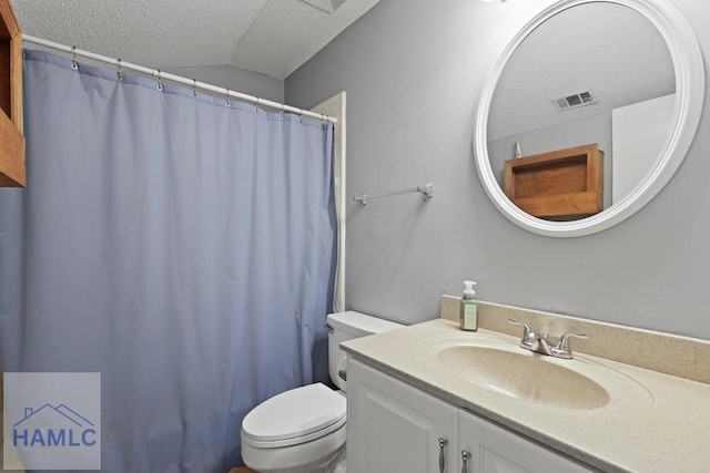 226 Topi Trl, Hinesville, GA 31313 - bathroom with vanity, a textured ceiling, toilet, and curtained shower