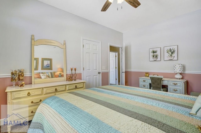 bedroom featuring ceiling fan