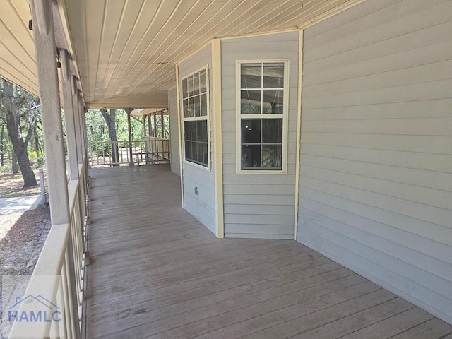 5927 Yellow Bluff Rd, Blackshear, GA 31516 - view of wooden porch