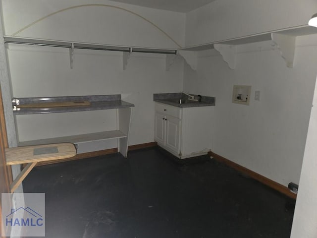 5927 Yellow Bluff Rd, Blackshear, GA 31516 - laundry room with hookup for a washing machine and baseboards