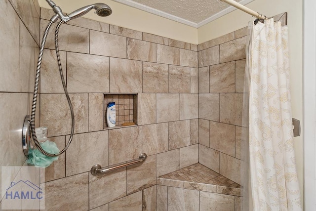 details with crown molding and curtained shower