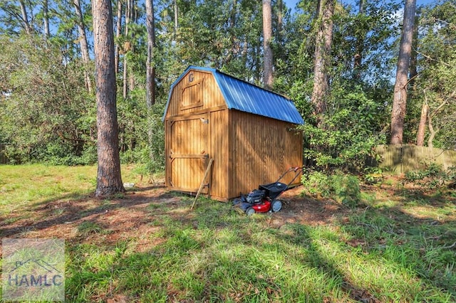 view of outdoor structure