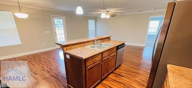 42 Autumn Rift Rd, Midway, GA 31320