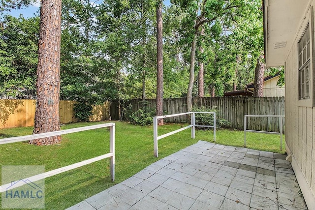 905 Greenbriar Rd, Hinesville, GA 31313 - view of patio