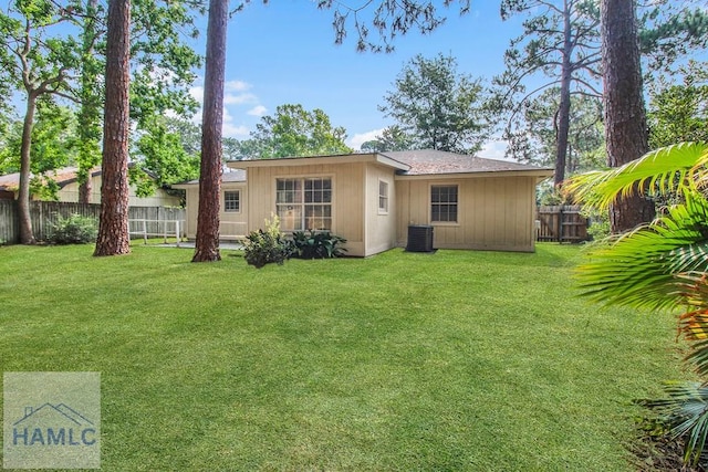 905 Greenbriar Rd, Hinesville, GA 31313 - back of property featuring central air condition unit