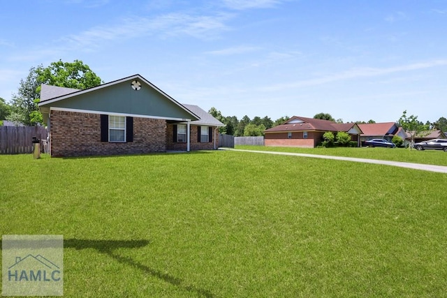 926 Poppleton Dr, Hinesville, GA 31313 - single story home with brick siding