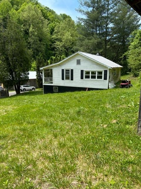 1144 Fairview Rd, Duffield, VA 24244