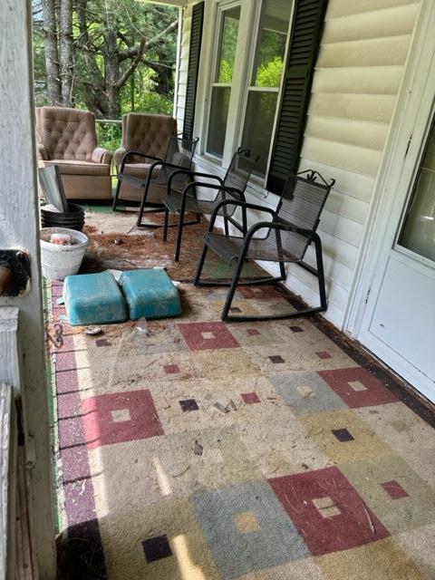 1144 Fairview Rd, Duffield, VA 24244