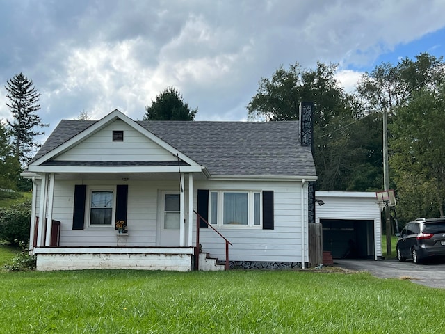 view of front of house with a porch and a front yard