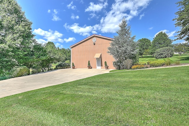 view of front of house with a front yard