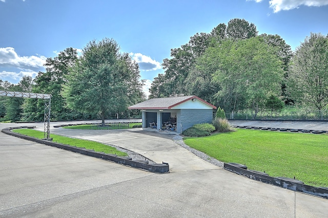 view of front of home with a front lawn