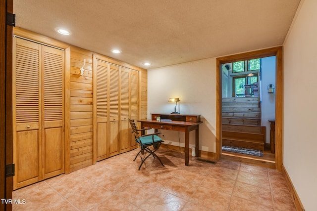 117 Lakeside Dr, Gray, TN 37615 - office space with a textured ceiling