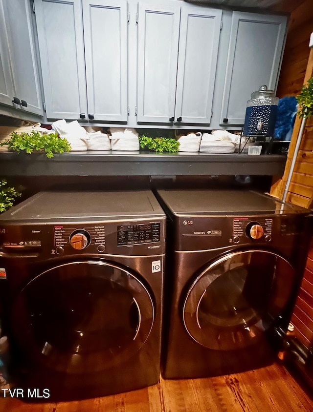 570 Stephen Brooks Rd, Greeneville, TN 37743 - washroom with cabinet space and washer and dryer