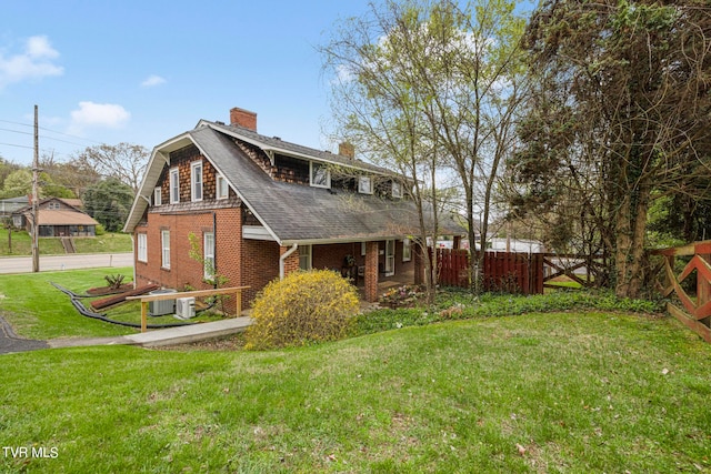 exterior space with a front yard