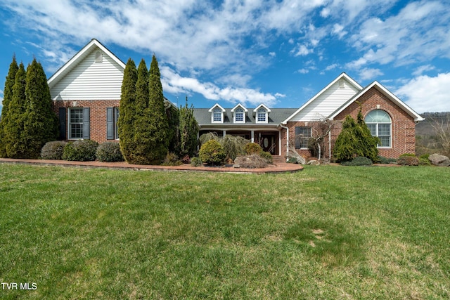 front facade with a front yard