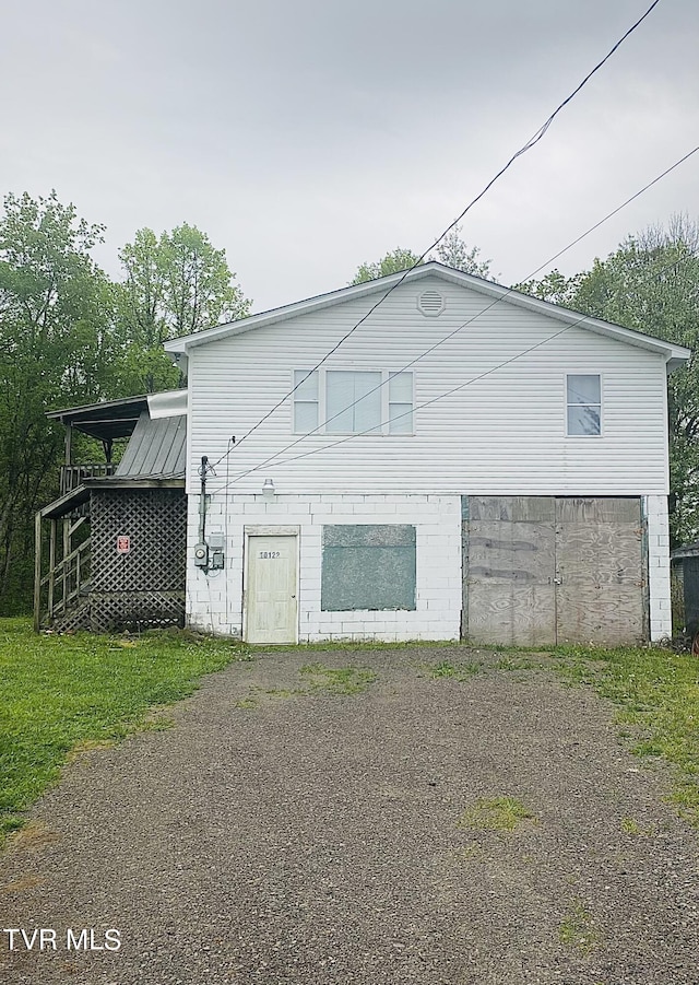 view of side of property